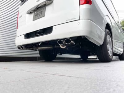トヨタ ハイエース:ワイドボディおよびロングボディの2.7Lガソリン車向けに新たに追加設定されたNUR-SPEC CUSTOM EDITION