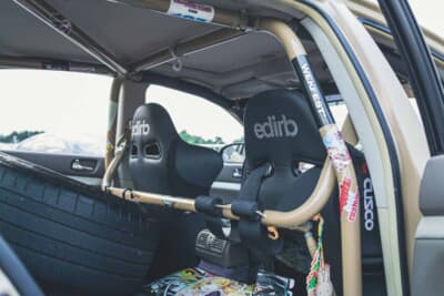 日産 V36スカイライン:ガチガチの雰囲気をイメージしてオーナー自身がDIYで曲げ加工や溶接を行い組み上げた8点式ロールバー