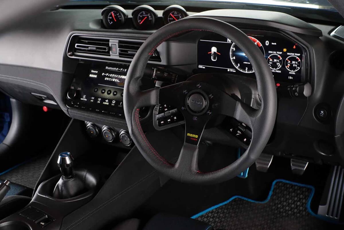 あえて最安ベース車を買って100万円を浮かす。オートガレージMのRZ34が