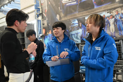 モータースポーツのタイヤ開発は、非常に短いスパンで行われ、そのタイヤ開発の結果はすぐにレースで得られる。この短いサイクルで開発と評価が行えるというのは、技術開発スピードの視点では非常に大きな収穫であるという