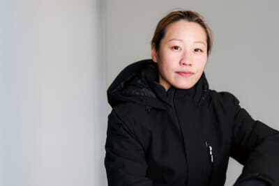小山美姫選手：神奈川県出身。5歳でカートを始め、13歳で海外のレースに参加。2019年には女性による国際シリーズ「フォーミュラ選手権Wシリーズ」にレギュラー参戦を果たした